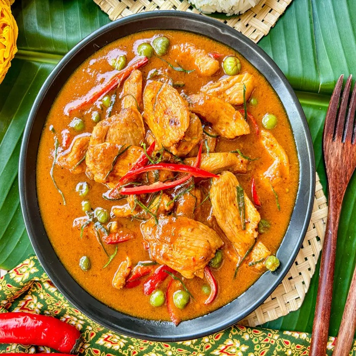 พะแนงไก่
